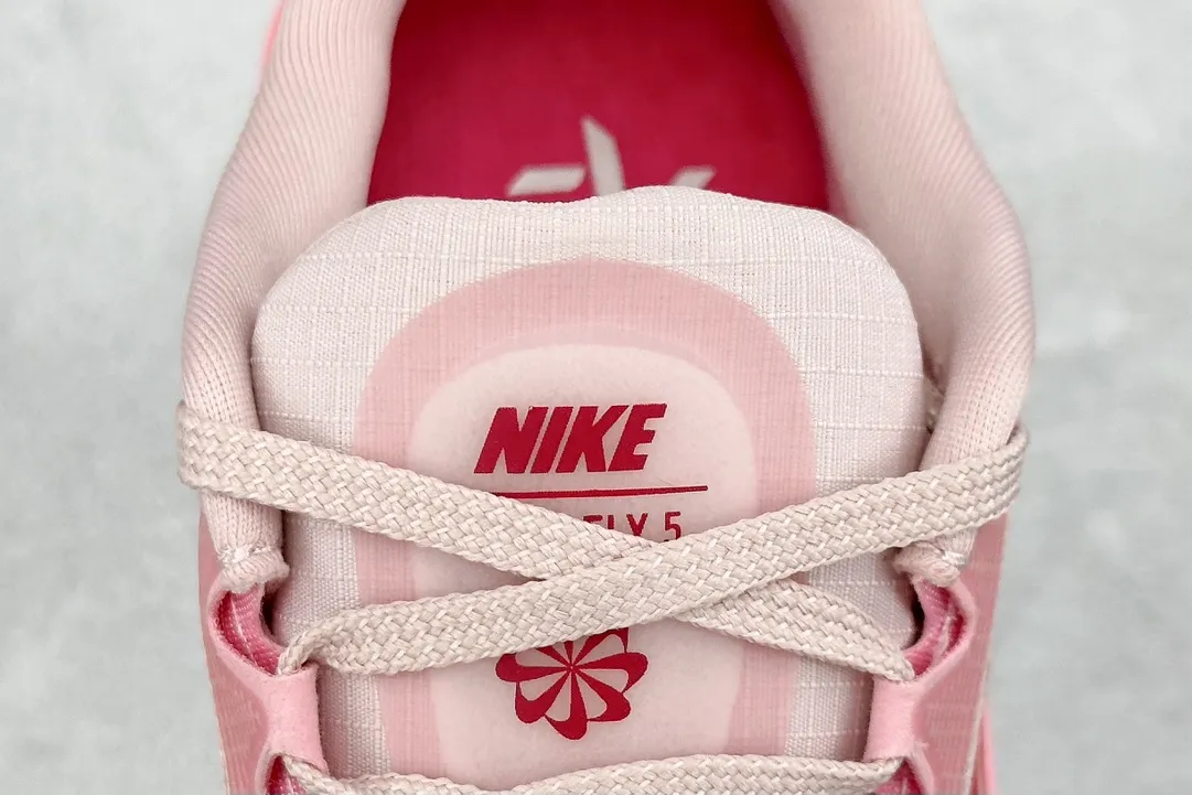 TravelReady Nike Zoom FLY 5 PRM Unisex Running Shoes – Pink Red, Low-Top  Flyknit Design, Size 36-40, Premium Replica Nike (DM8974- 1488