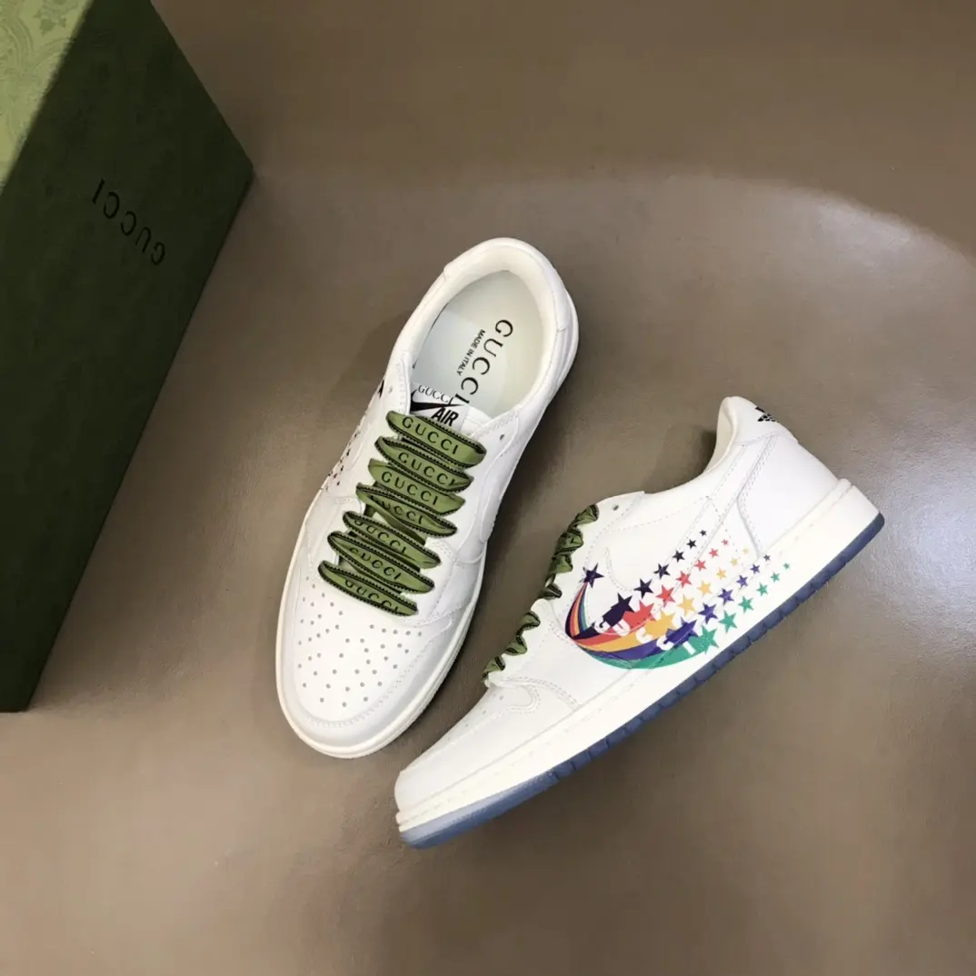 SportInspired Nike x Gucci White Low-Top Lace-Up  Sneakers with Green Accents – High Quality Replica Shoes & Gucci Replica 835