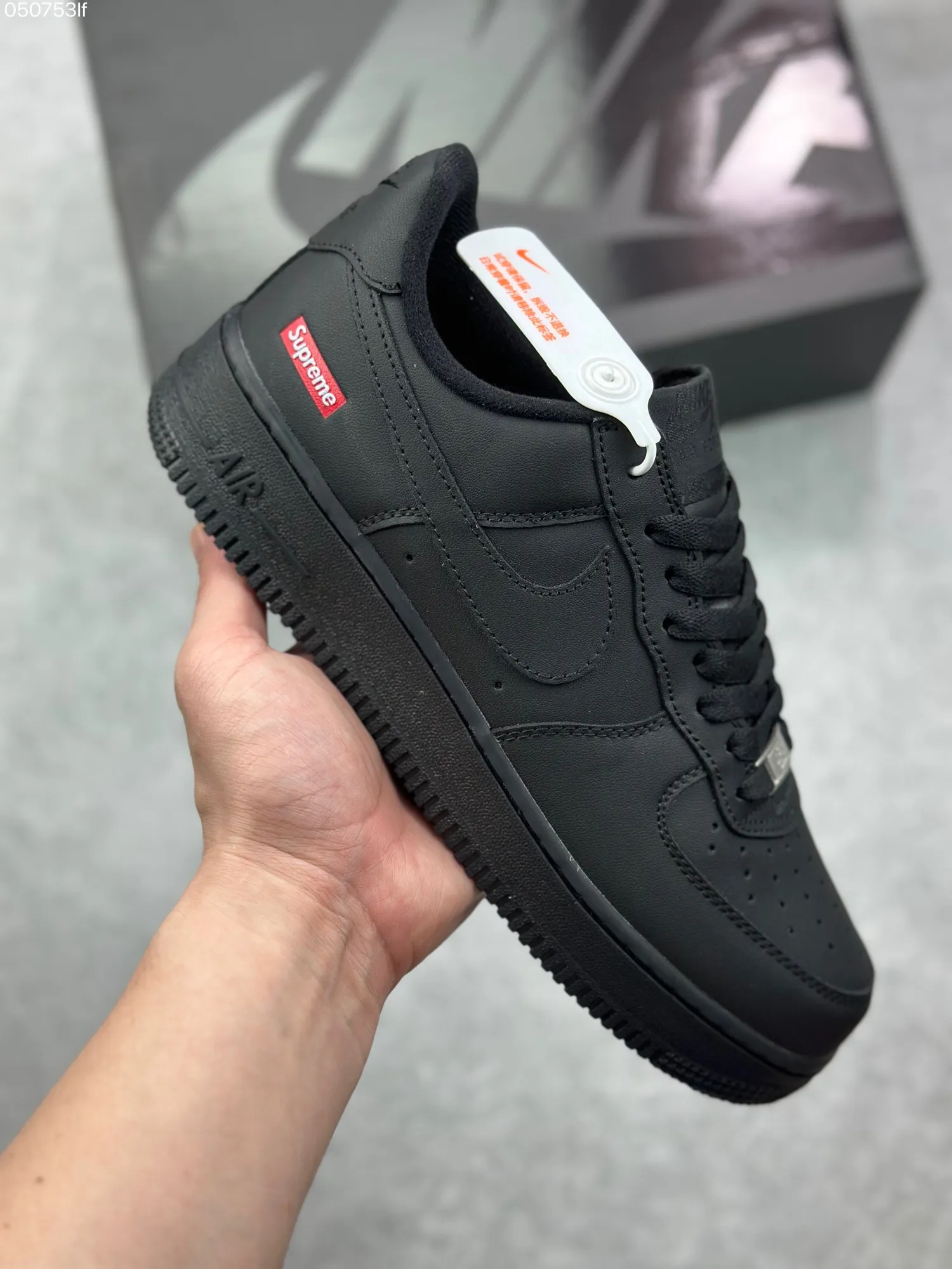 Trendy Nike x Supreme Air Force 1 ’07 Low All Black Limited Edition Rep Shoes – Best Replica Sneakers – Size 36- 997