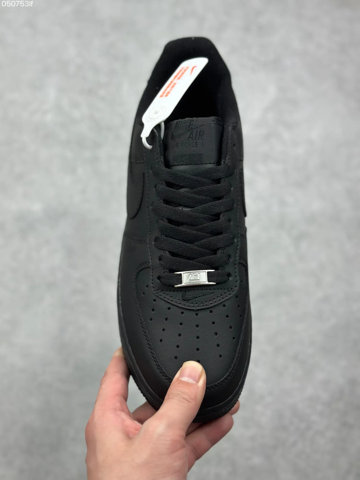 Trendy Nike x Supreme Air Force 1 ’07 Low All Black Limited Edition Rep Shoes – Best Replica Sneakers – Size 36- 997