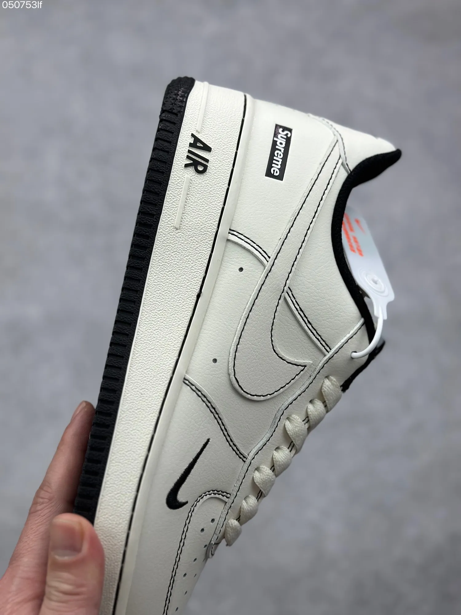 Breathable Nike x Supreme Air Force 1 ’07 Low Cream Black Limited Edition Rep Shoes – Best Replica Sneakers 999