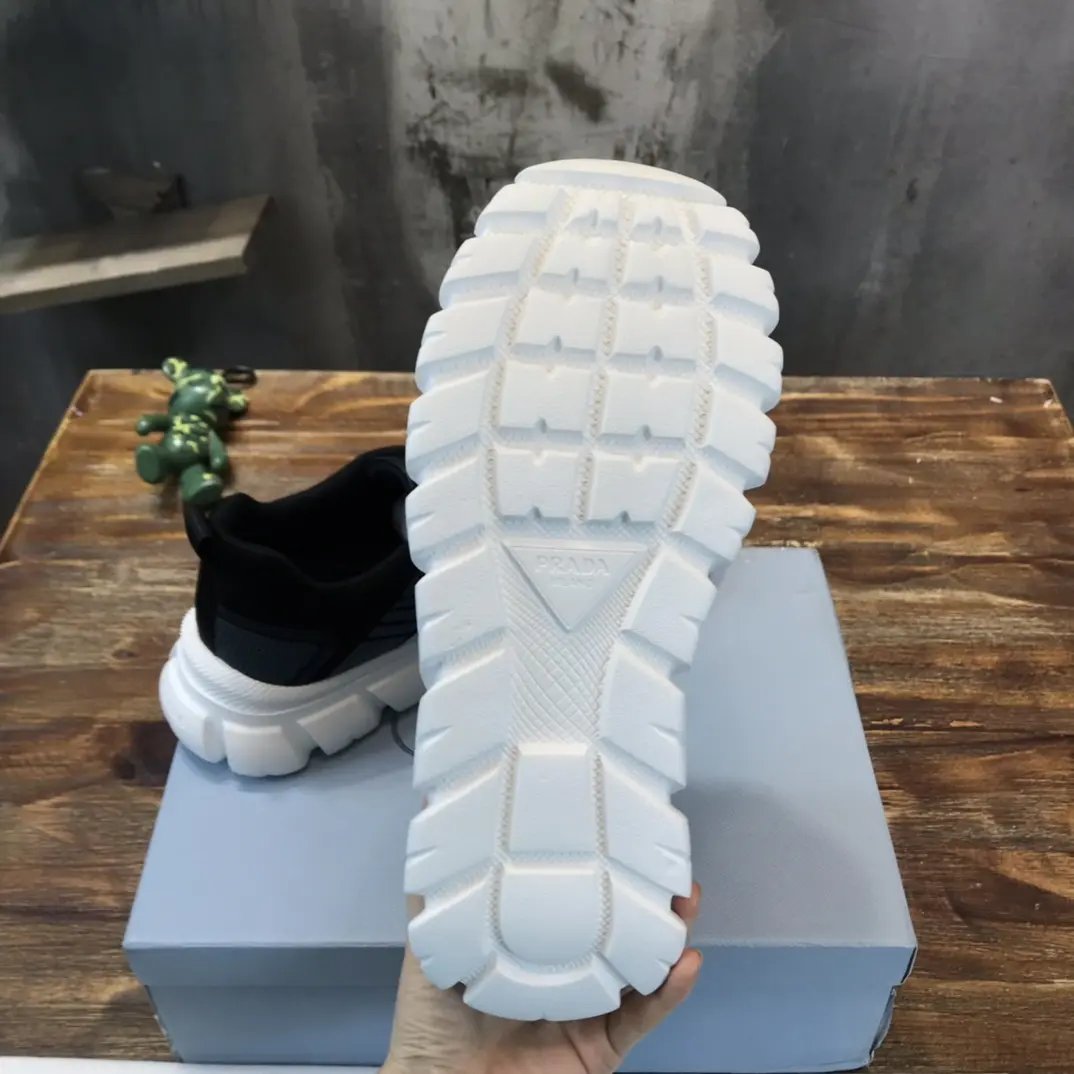 Timeless PRADA 2022 Men’s Sneakers – Black and White, High-Quality Prada Sneakers Replica, Latest Style, Sizes 38-44 (Custom 45 No Returns 196