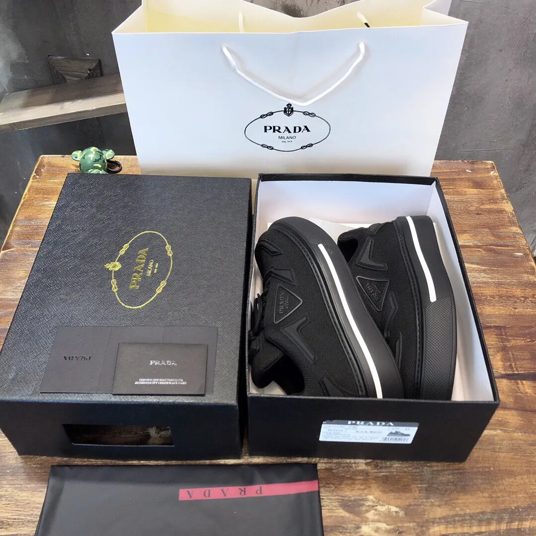 PRADA Men’s Black High-Top Chunky Sneakers with Re-Nylon and Leather – P390 Style, Replica Prada Shoes, 1:1 Replica Sneakers WaterResistant 192