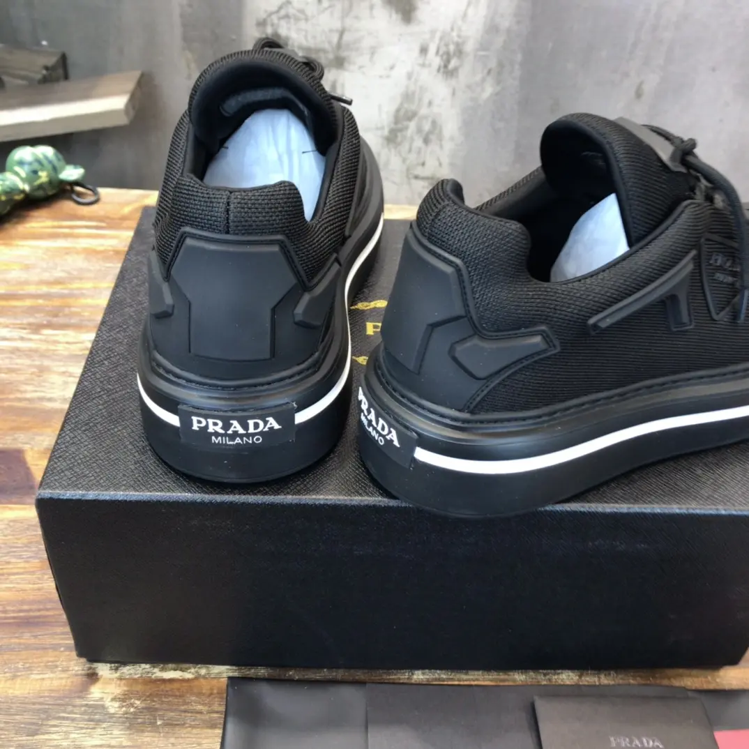 PRADA Men’s Black High-Top Chunky Sneakers with Re-Nylon and Leather – P390 Style, Replica Prada Shoes, 1:1 Replica Sneakers WaterResistant 192