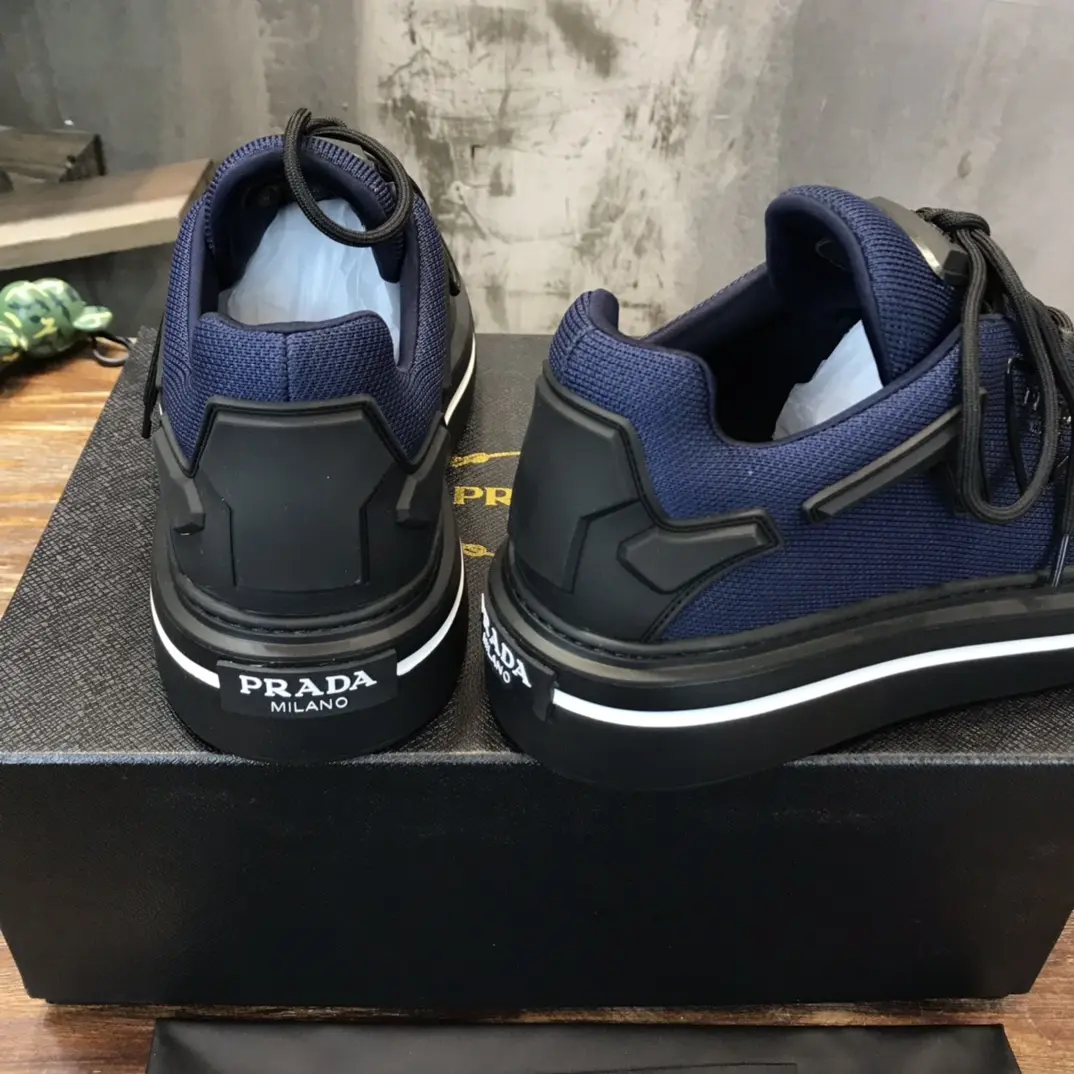 PRADA Men’s Blue High-Top Chunky Sneakers with Re-Nylon and Patent Leather – P390 Style, 1:1 Replica Sneakers, High Quality Prada Sneakers Replica MoistureWicking 171
