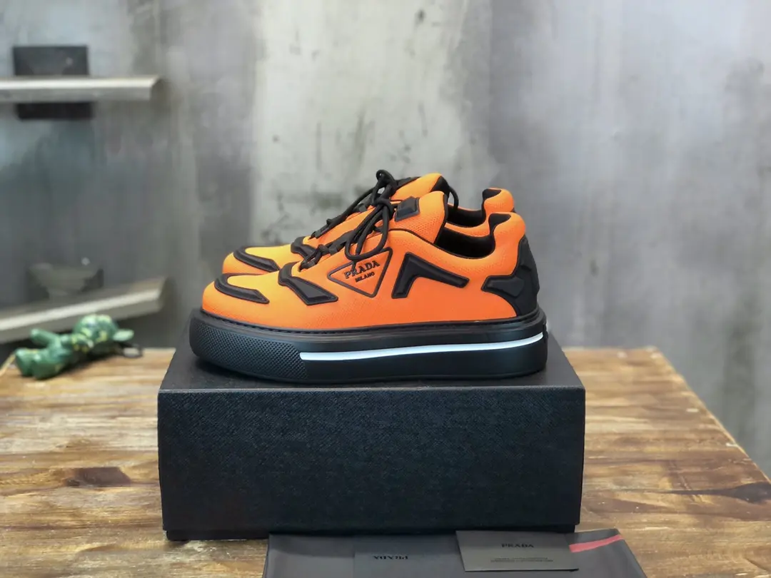 PRADA Men’s Orange High-Top Chunky Sneakers with Re-Nylon and Patent Leather – P390 Style, 1:1 Replica Sneakers, High Quality Prada Sneakers Replica Durable 170