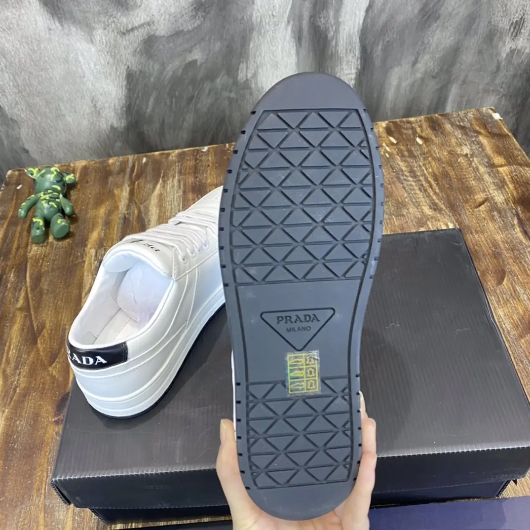 Prada 22C White Sneakers Low-Top – Replica Prada Shoes with High Quality Reliable 195