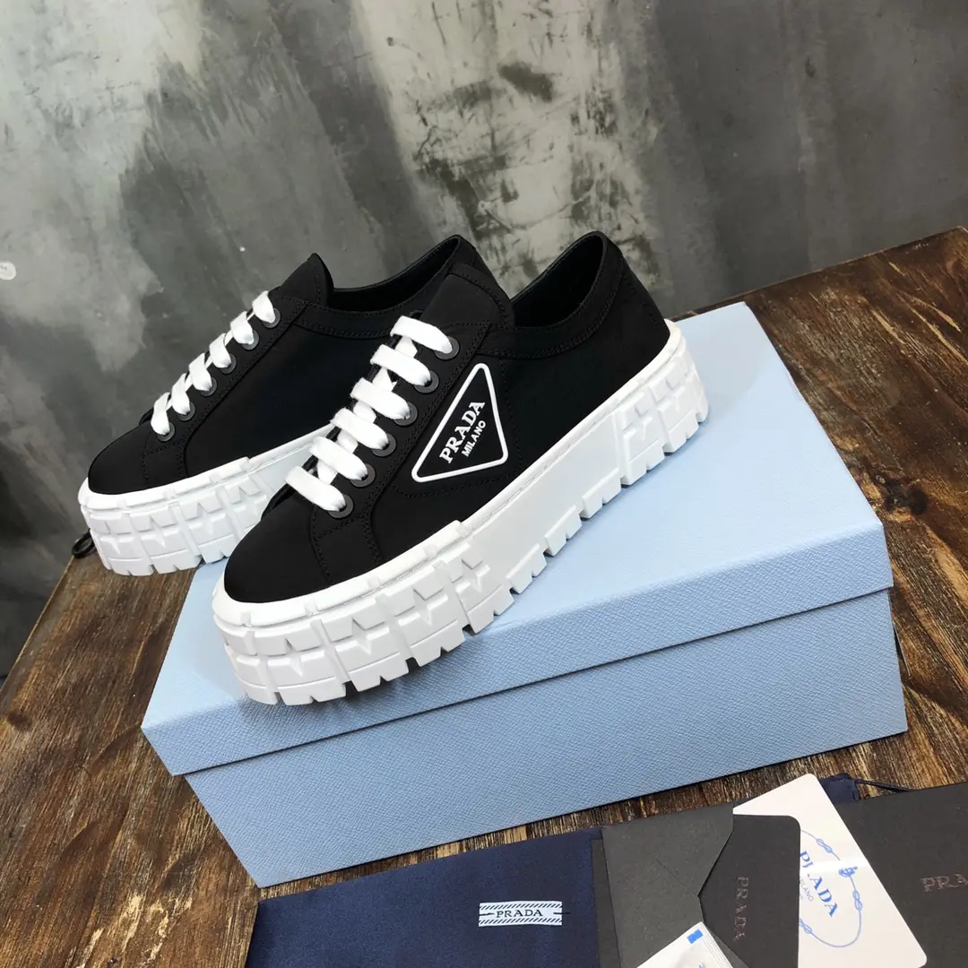 Sustainable Prada Canvas Platform Sneakers Black White – Replica Prada Shoes & High Quality Prada Sneakers Replica 229
