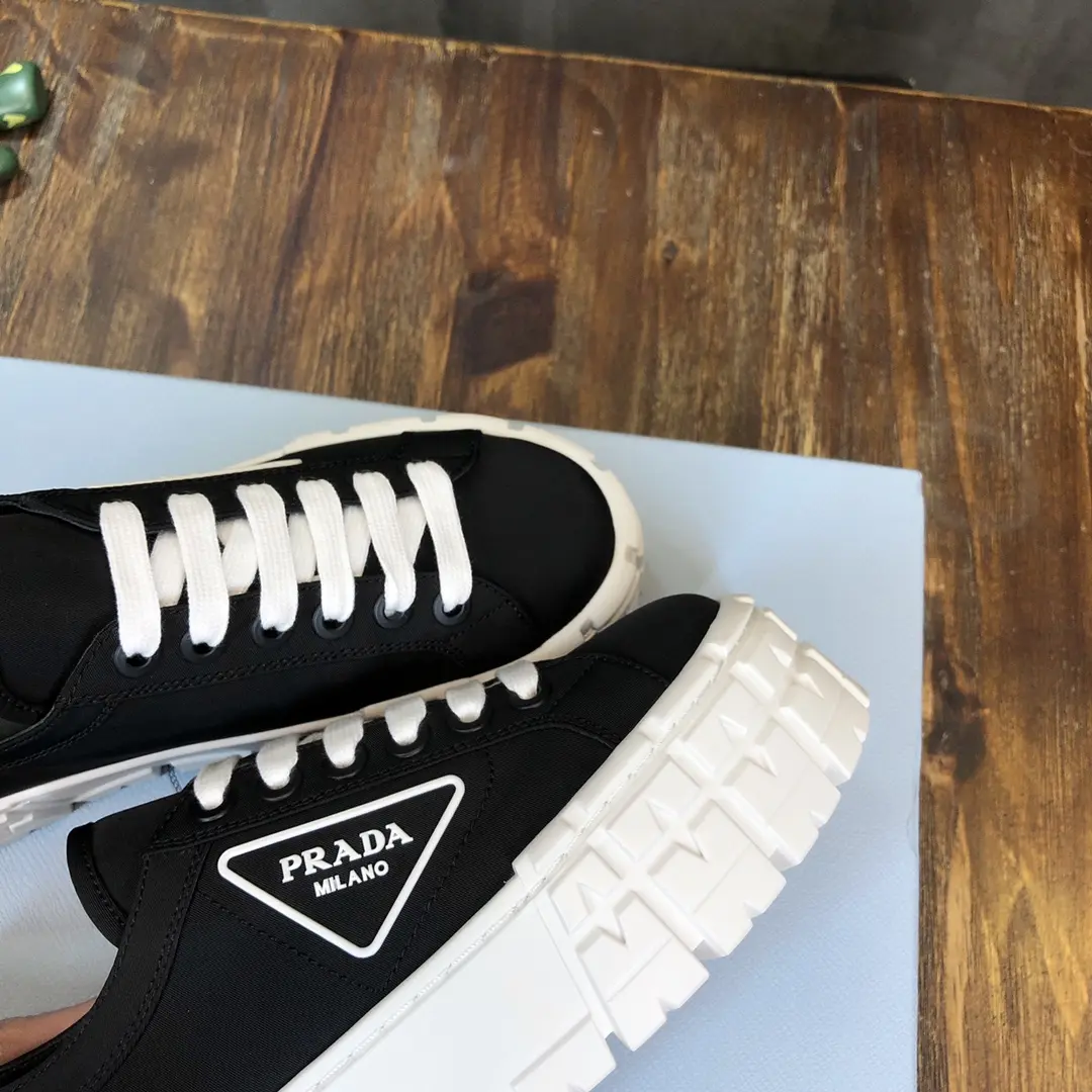 Sustainable Prada Canvas Platform Sneakers Black White – Replica Prada Shoes & High Quality Prada Sneakers Replica 229
