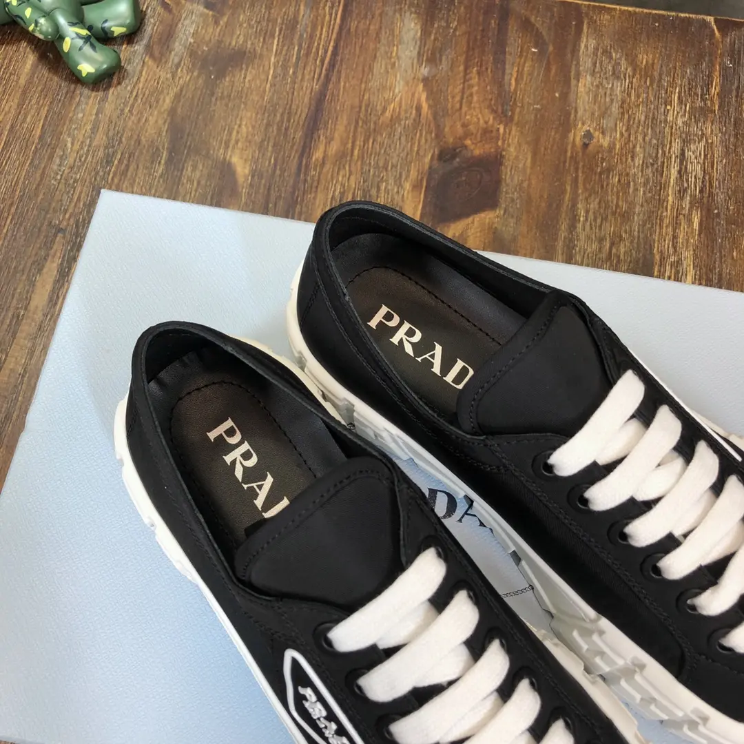 Sustainable Prada Canvas Platform Sneakers Black White – Replica Prada Shoes & High Quality Prada Sneakers Replica 229