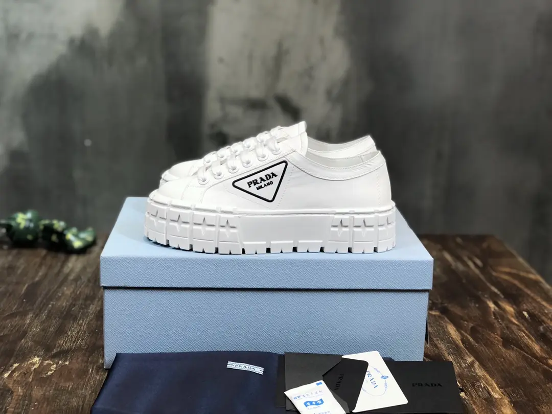 Prada Canvas Platform Sneakers White Low-Top – High Quality Replica Prada Shoes for Sale Fashionable 247