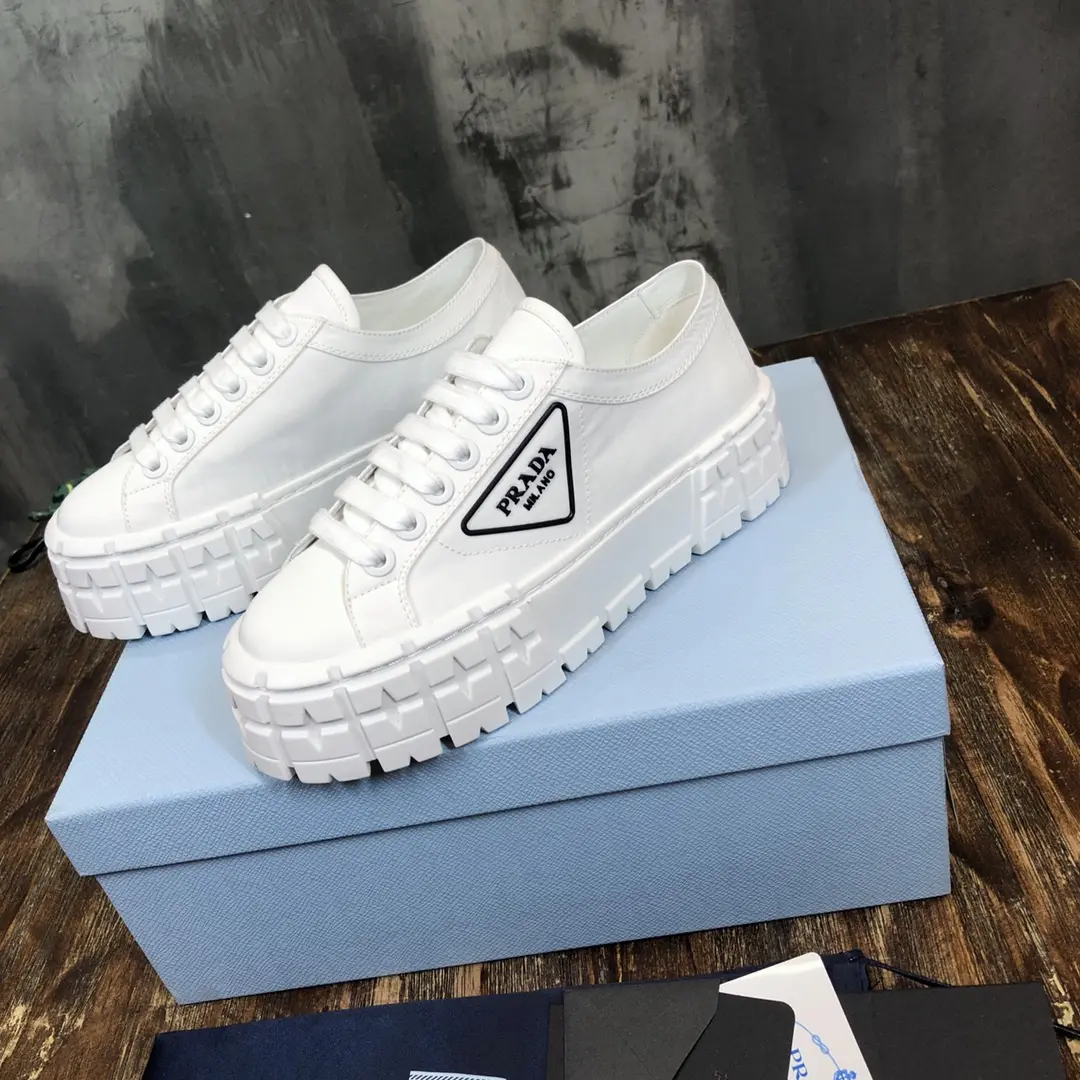 Prada Canvas Platform Sneakers White Low-Top – High Quality Replica Prada Shoes for Sale Fashionable 247
