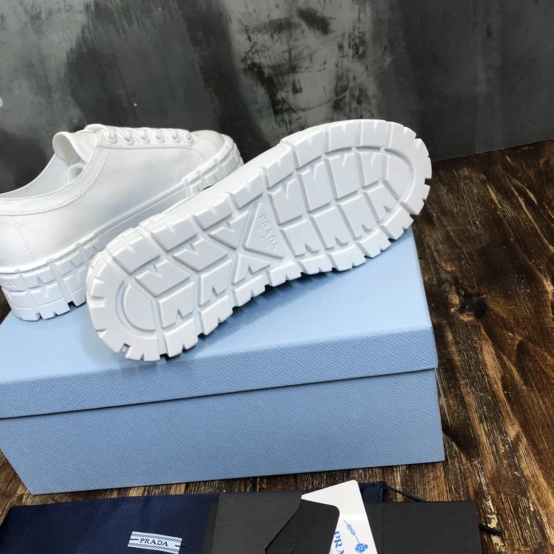 Prada Canvas Platform Sneakers White Low-Top – High Quality Replica Prada Shoes for Sale Fashionable 247