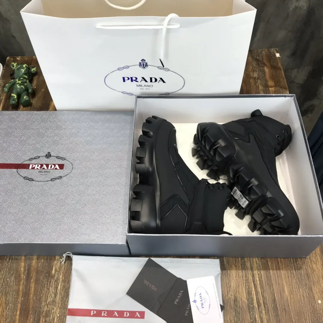 Sustainable Prada Cloudbust Thunder Boot Black High-Top – Replica Prada Shoes & High Quality 1:1 Sneakers 202