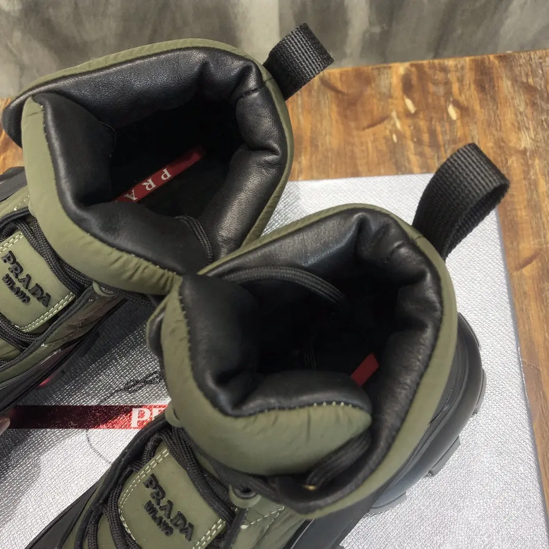 Sporty Prada Cloudbust Thunder Boot Olive Green – Replica Prada Shoes & High Quality Prada Sneakers Replica 220