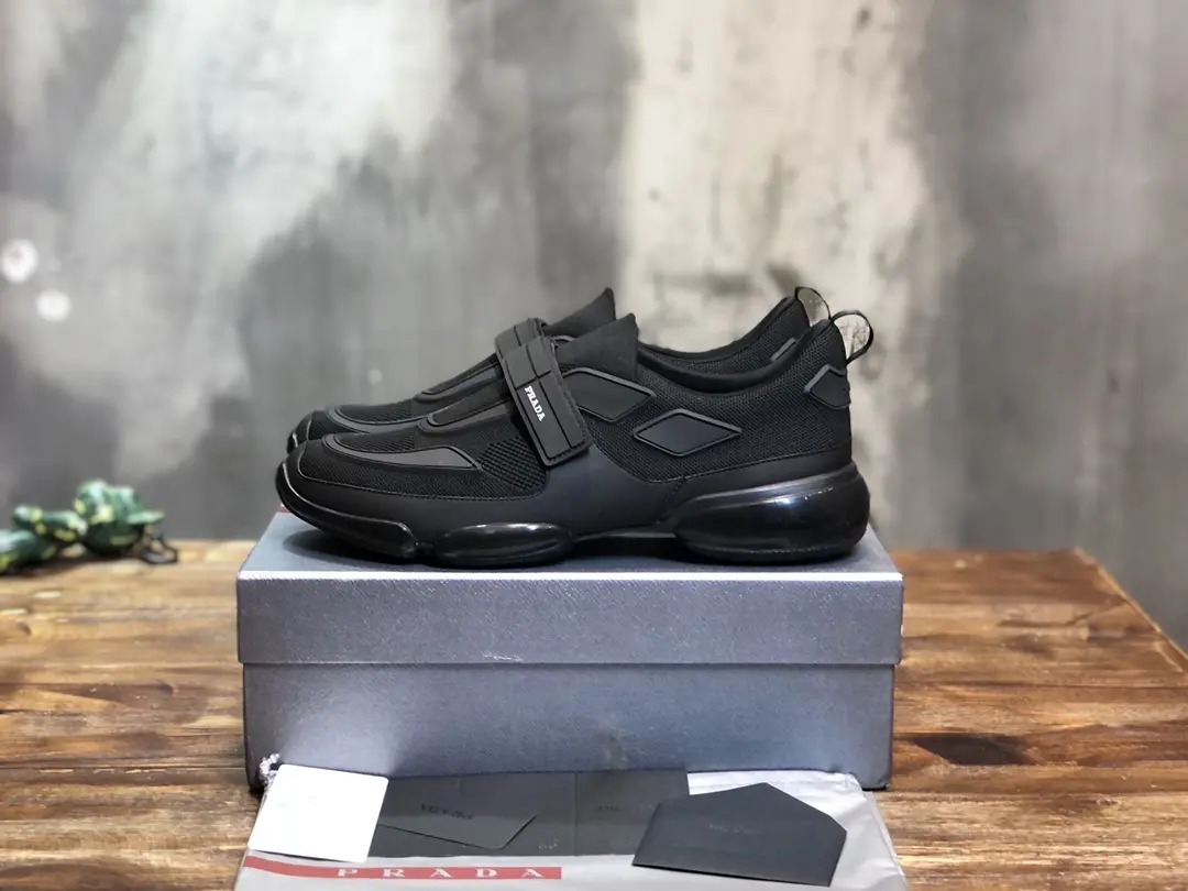 UrbanStyle Prada Cloudbust Thunder Sneakers Black – Replica Prada Shoes & High Quality 1:1 Replica Sneakers 259
