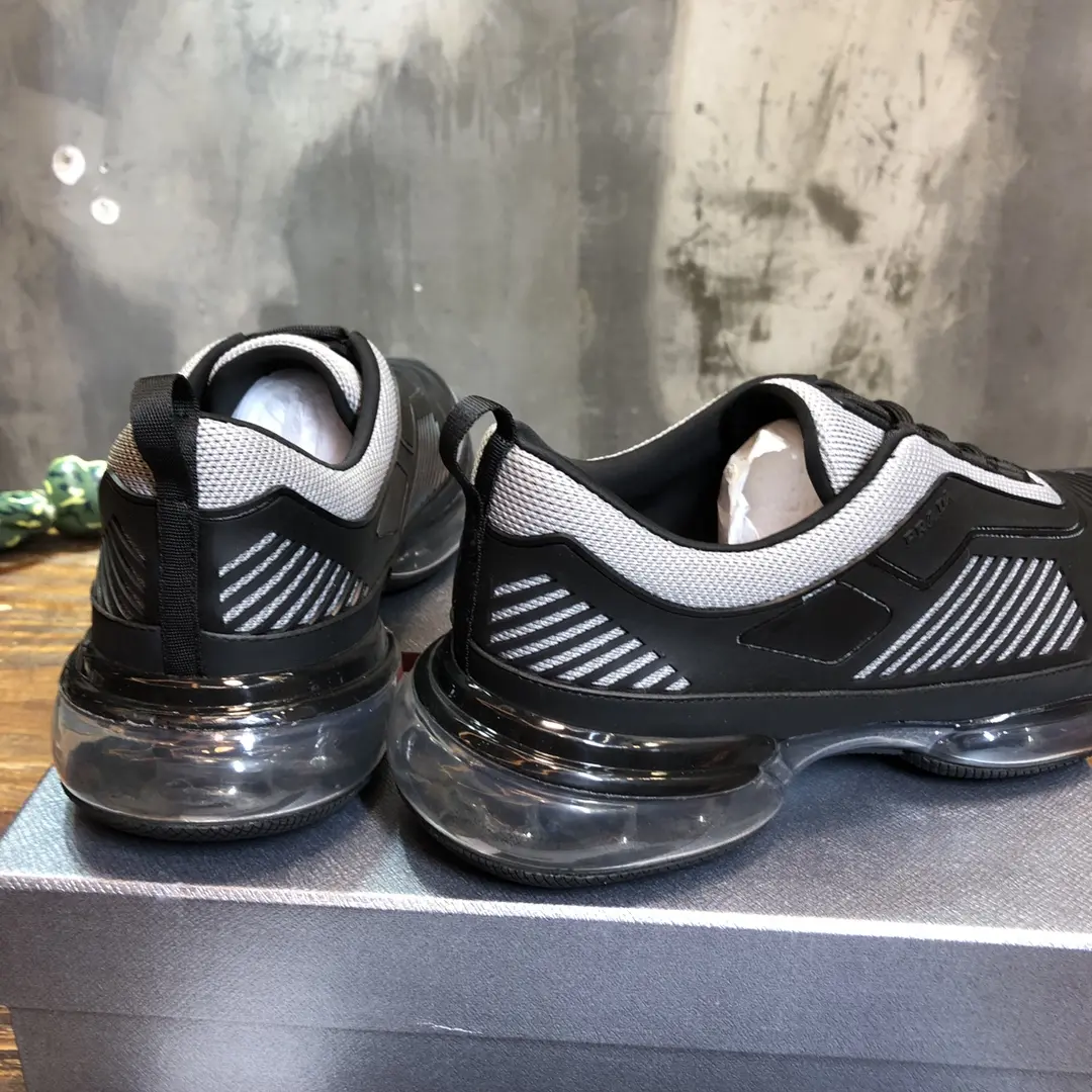 Minimalist Prada Cloudbust Thunder Sneakers Black White – Replica Prada Shoes & High Quality Prada Sneakers Replica 257