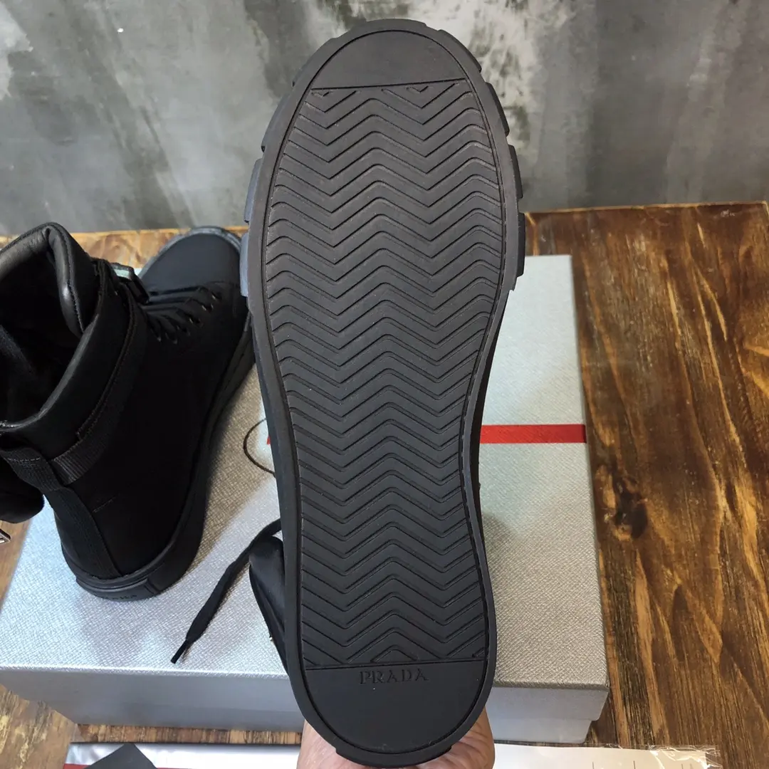 Flexible Prada Sport Wallet Sneaker Black High-Top – High Quality Replica Prada Shoes for Sale 223