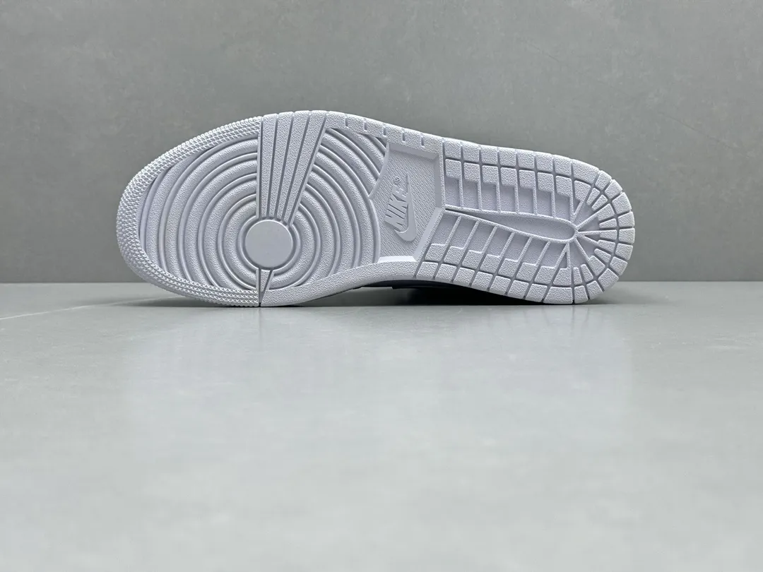Breathable Pure Origin AJ1 Zhongbang Pure  Version White High-Top Rep Shoes – Best Replica Sneakers Online – Sizes 36-46 (Including Half Sizes 1333
