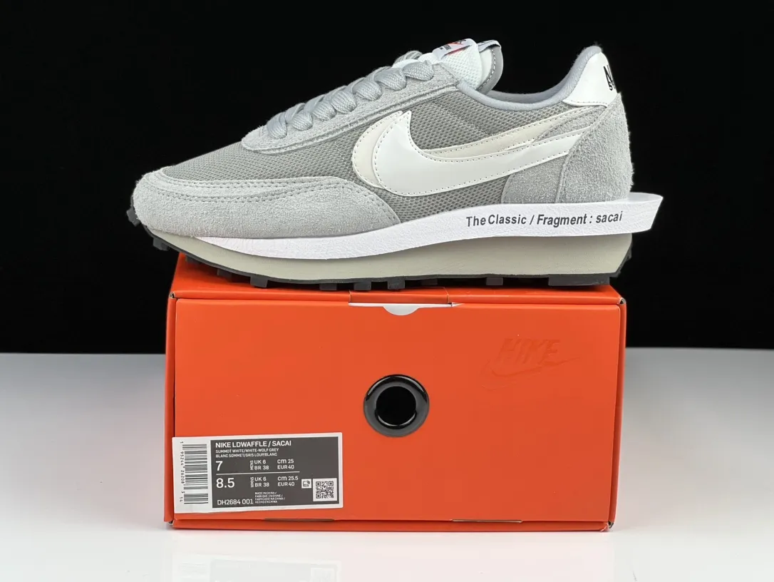 Lightweight SACAI x NIKE LDV Waffle Grey White Deconstructed  Running Shoes – Premium Replica Nike Edition with Rep Shoes Design 1506