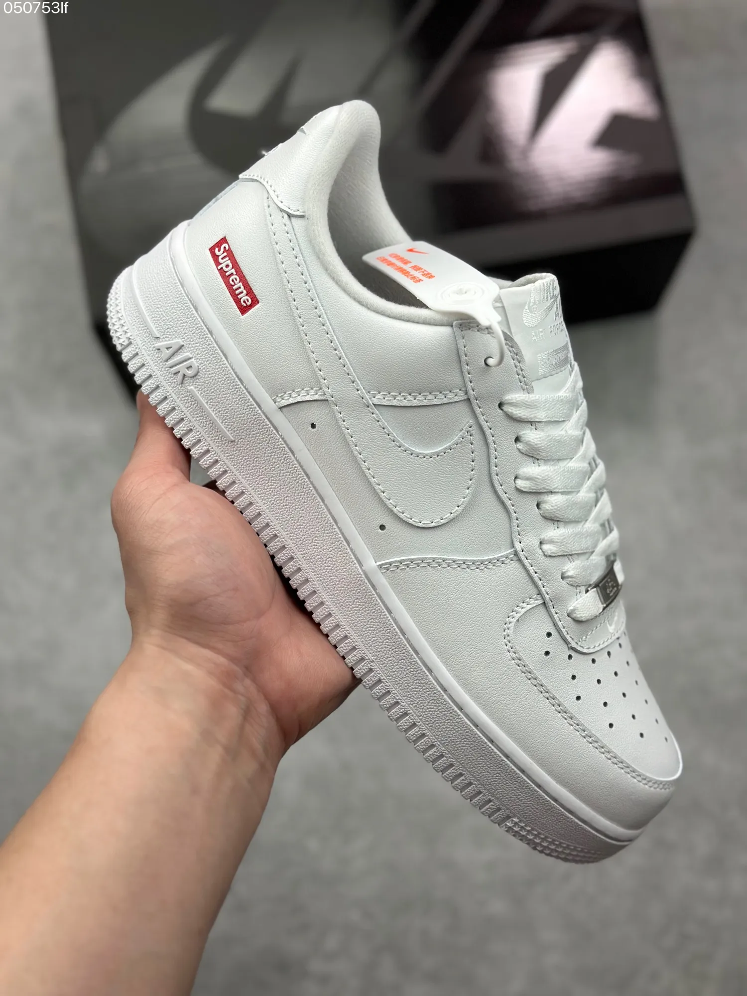 Trendsetting Supreme x Nike Air Force 1 ’07 Low All-White Custom Leather  Sneakers – Best Replica Sneakers & Rep Shoes 993