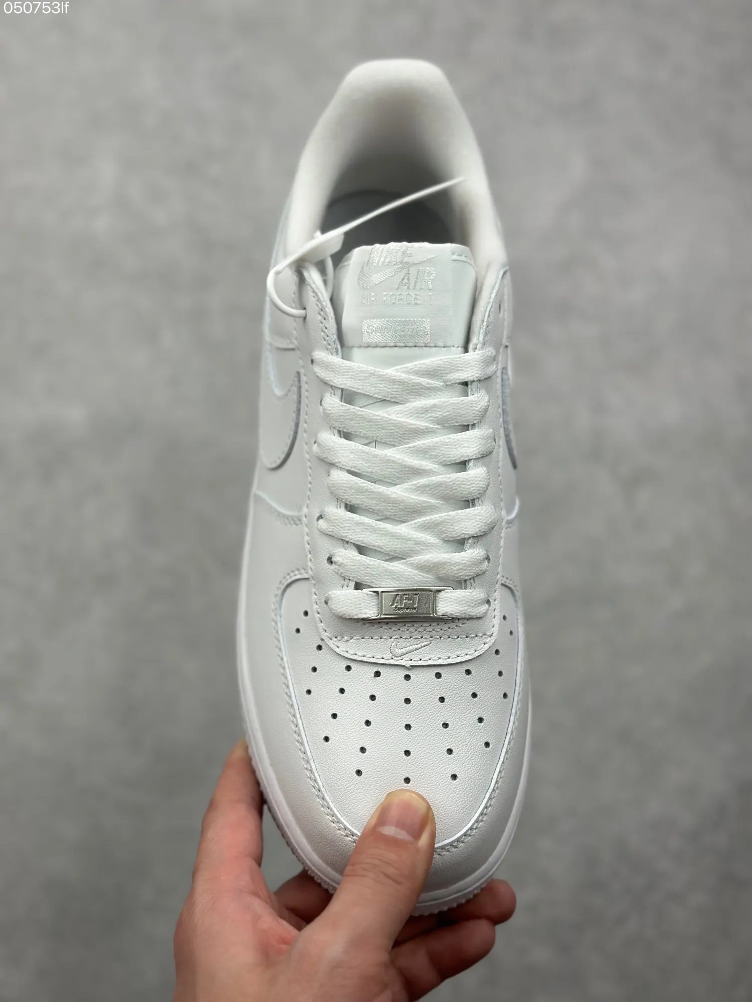 Trendsetting Supreme x Nike Air Force 1 ’07 Low All-White Custom Leather  Sneakers – Best Replica Sneakers & Rep Shoes 993