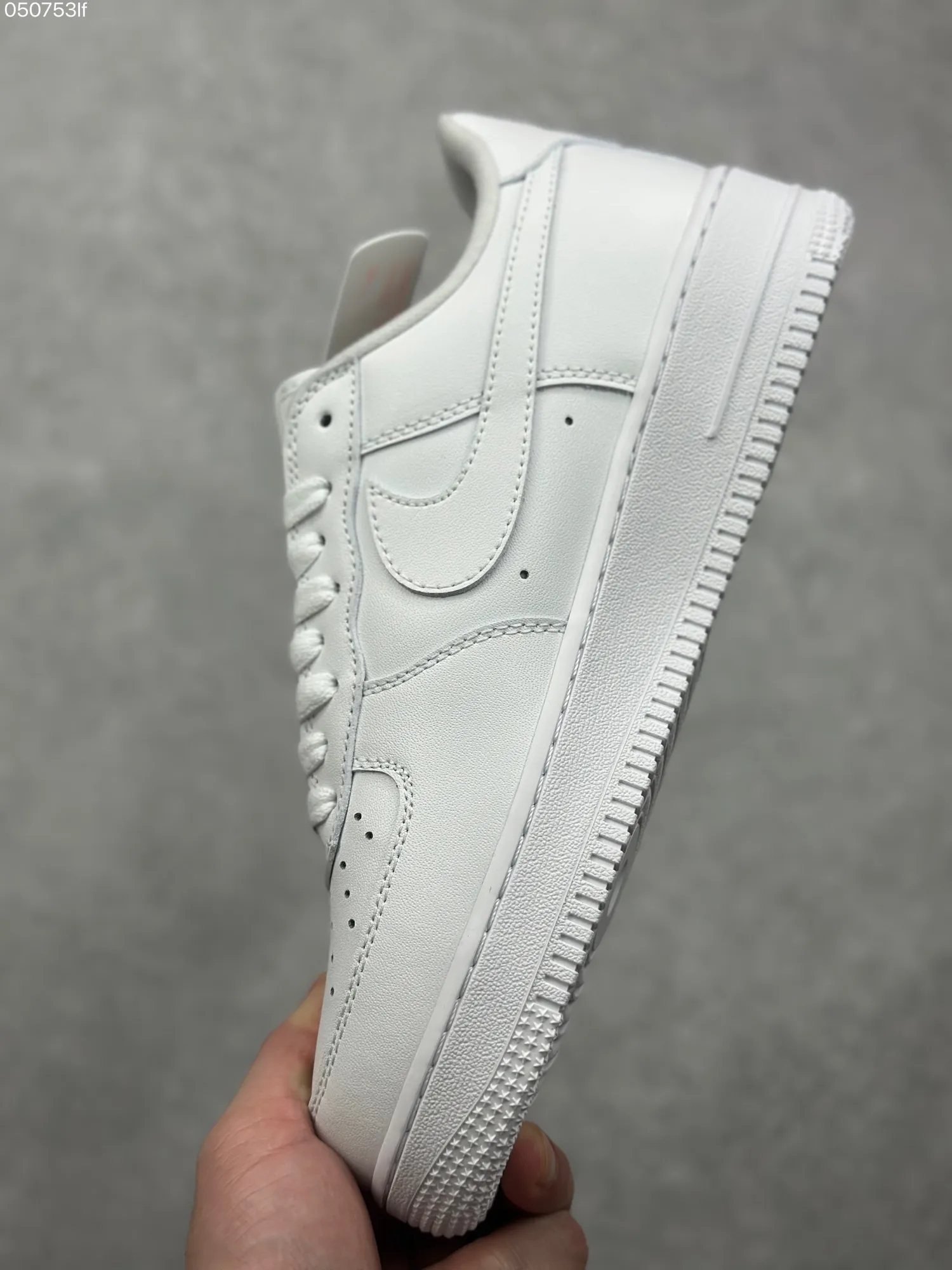 Trendsetting Supreme x Nike Air Force 1 ’07 Low All-White Custom Leather  Sneakers – Best Replica Sneakers & Rep Shoes 993