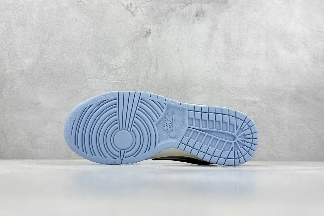 Supreme x Nike SB Dunk Low Blue Starry Sky Replica Nikes Rep Sneakers EasyCare 1575