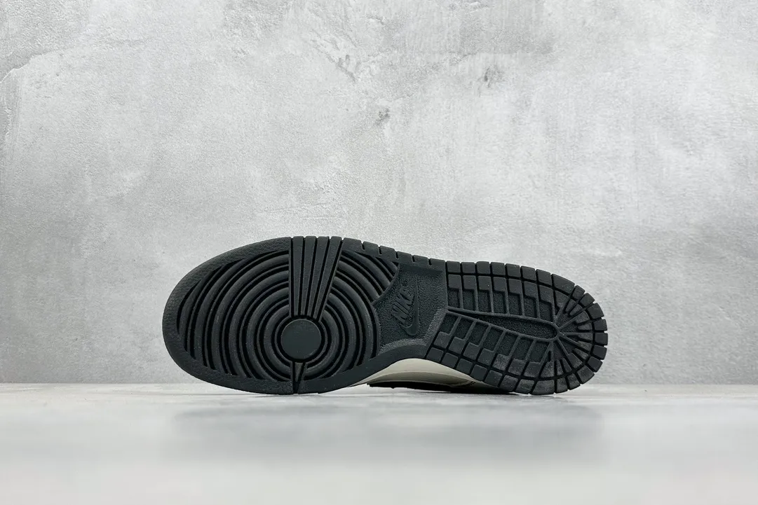 Supreme x Nike SB Dunk Low White Black –  Replica Nikes & Rep Shoes Collection FashionForward 1582