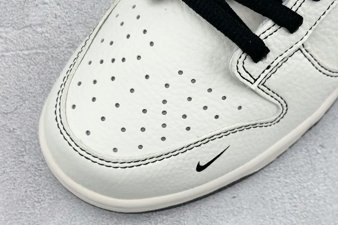 Supreme x Nike SB Dunk Low White Black –  Replica Nikes & Rep Shoes Collection FashionForward 1582