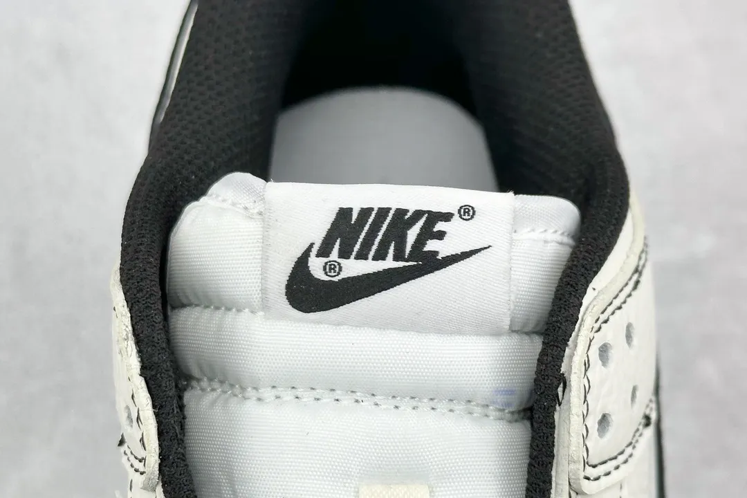 Supreme x Nike SB Dunk Low White Black –  Replica Nikes & Rep Shoes Collection FashionForward 1582