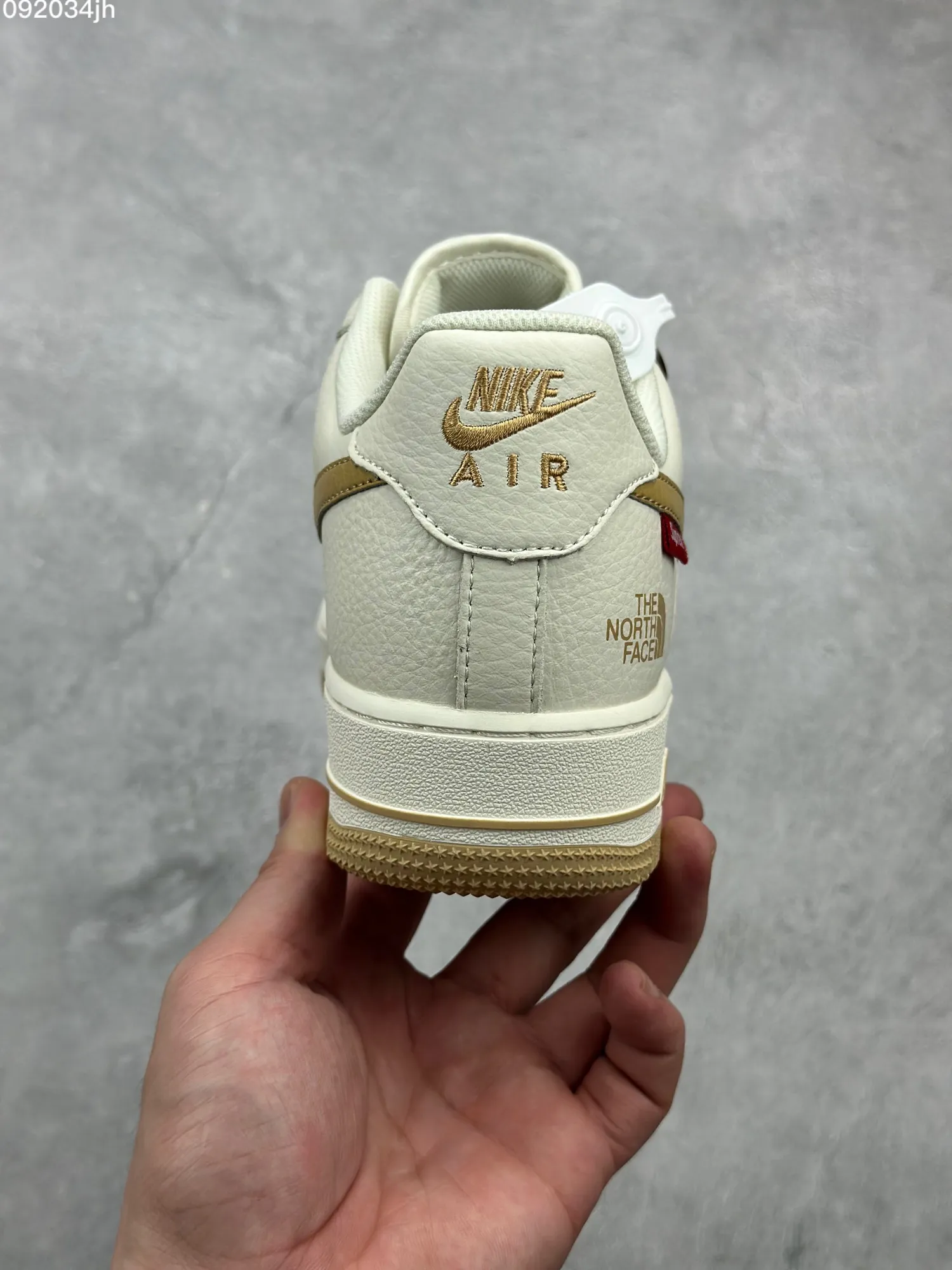 Affordable Supreme x The North Face x Nike Air Force 1 Low – Beige Gold – Limited Edition Rep Shoes & Top Fake Nike Sneakers 1034
