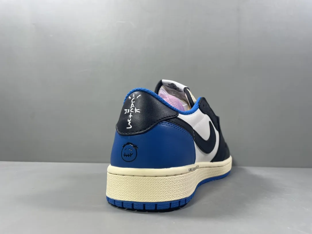 Travis Scott x Air Jordan 1 Low OG SP “Blue Lightning” – Corporate Edition Rep Shoes with Top-Quality Best Replica Sneakers MoistureWicking 1257
