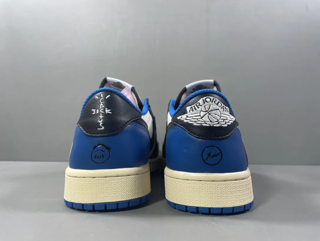 Travis Scott x Air Jordan 1 Low OG SP “Blue Lightning” – Corporate Edition Rep Shoes with Top-Quality Best Replica Sneakers MoistureWicking 1257