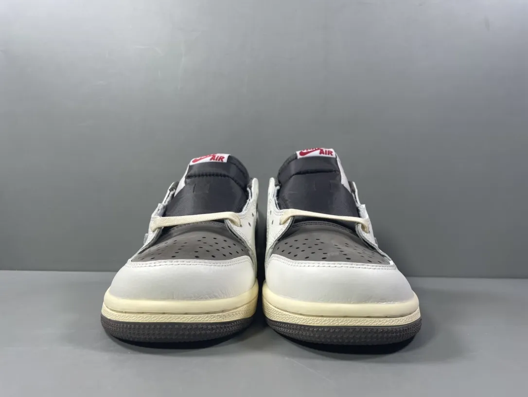 Fashionable Travis Scott x Air Jordan 1 Low OG SP “White Brown” – Reverse Swoosh Collaboration Sneaker with Top Rep Shoes and Best Replica Sneakers Design 1260
