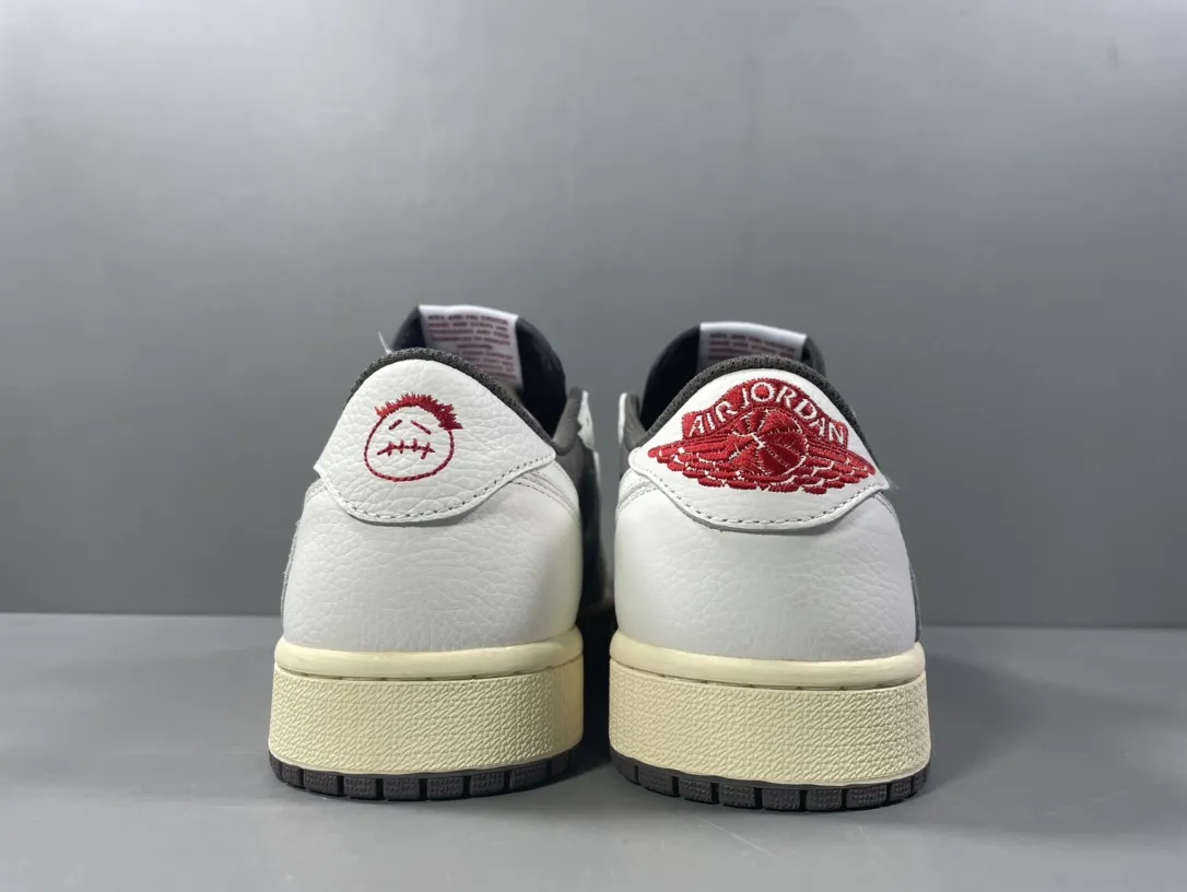 Fashionable Travis Scott x Air Jordan 1 Low OG SP “White Brown” – Reverse Swoosh Collaboration Sneaker with Top Rep Shoes and Best Replica Sneakers Design 1260