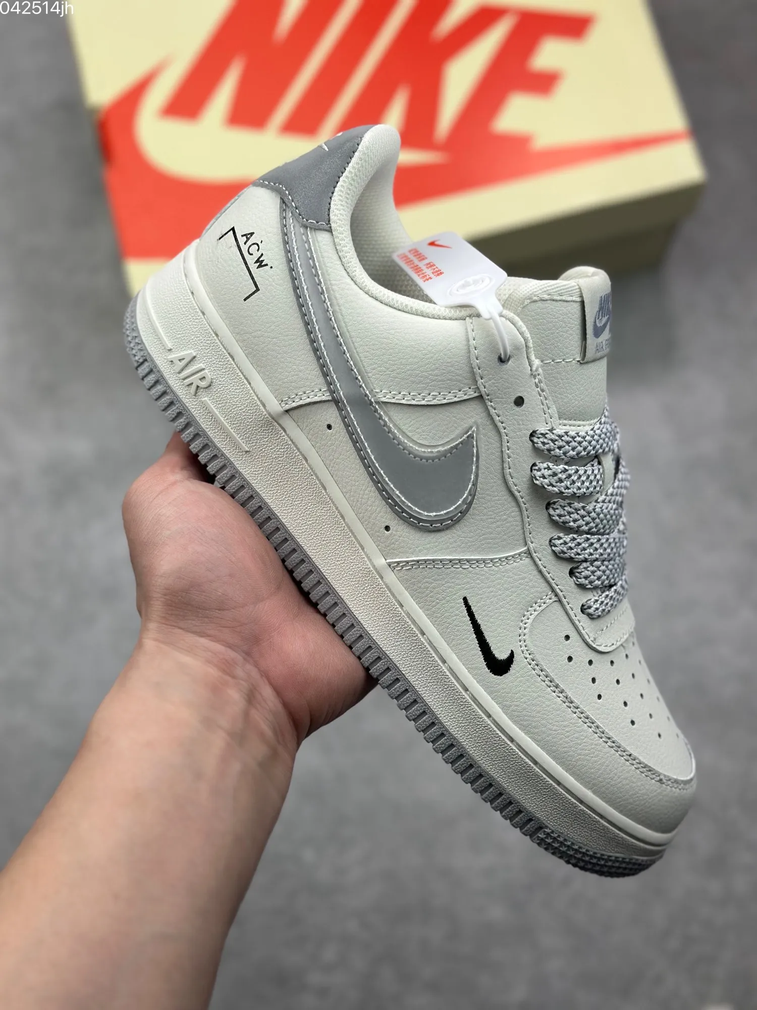Vlone x Nike Air Force 1 ’07 Low Cream Black  Sneakers for Men – Premium Rep Shoes with High Quality Replica Design Packable 1076
