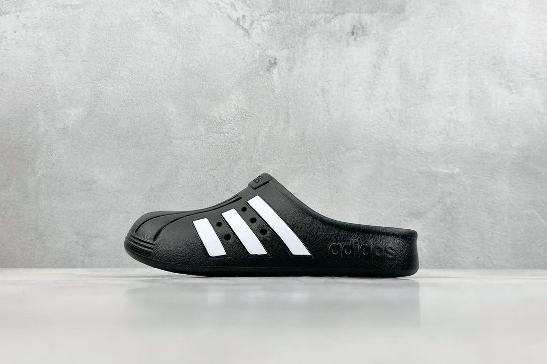 Trendsetting adidas Adilette Clogs Core Black White –  Adidas Replica Shoes 459