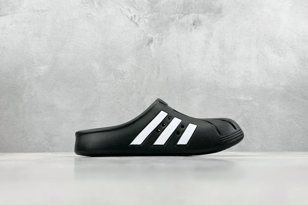 Trendsetting adidas Adilette Clogs Core Black White –  Adidas Replica Shoes 459