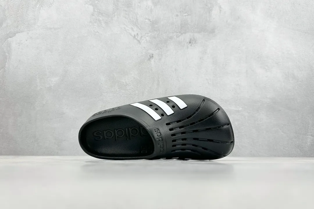 Trendsetting adidas Adilette Clogs Core Black White –  Adidas Replica Shoes 459