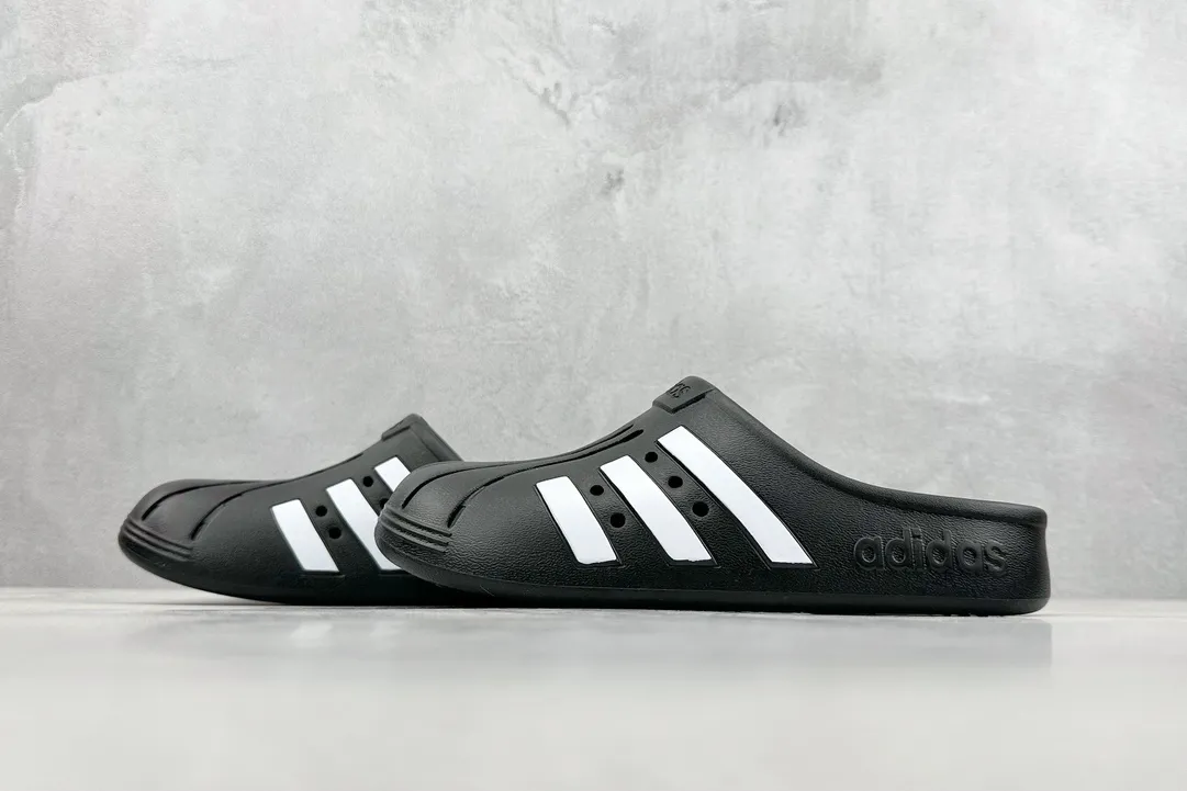 Trendsetting adidas Adilette Clogs Core Black White –  Adidas Replica Shoes 459