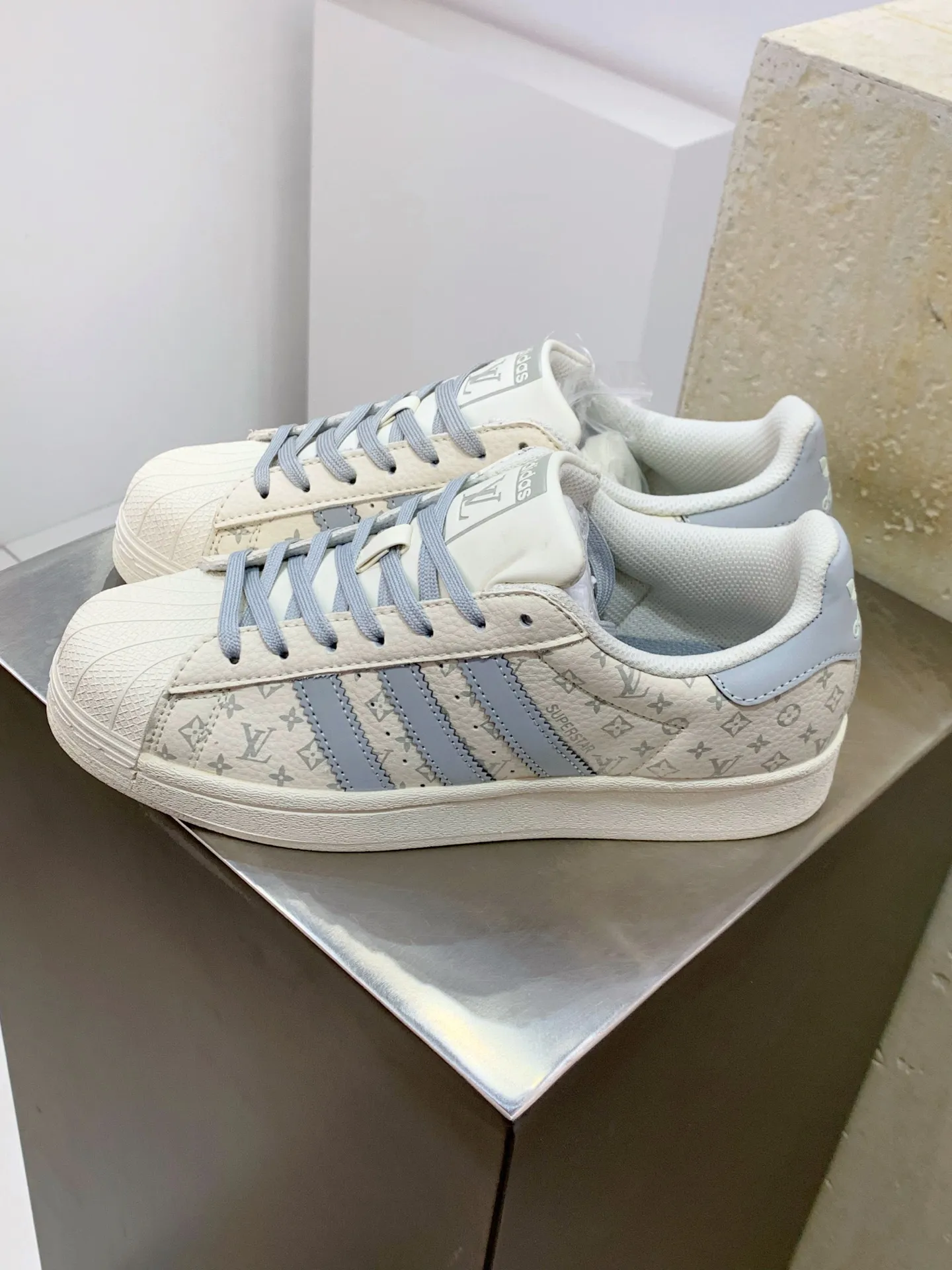 GoAnywhere adidas Gazelle Indoor W Cream Blue Low Top – Replica Adidas Shoes 496