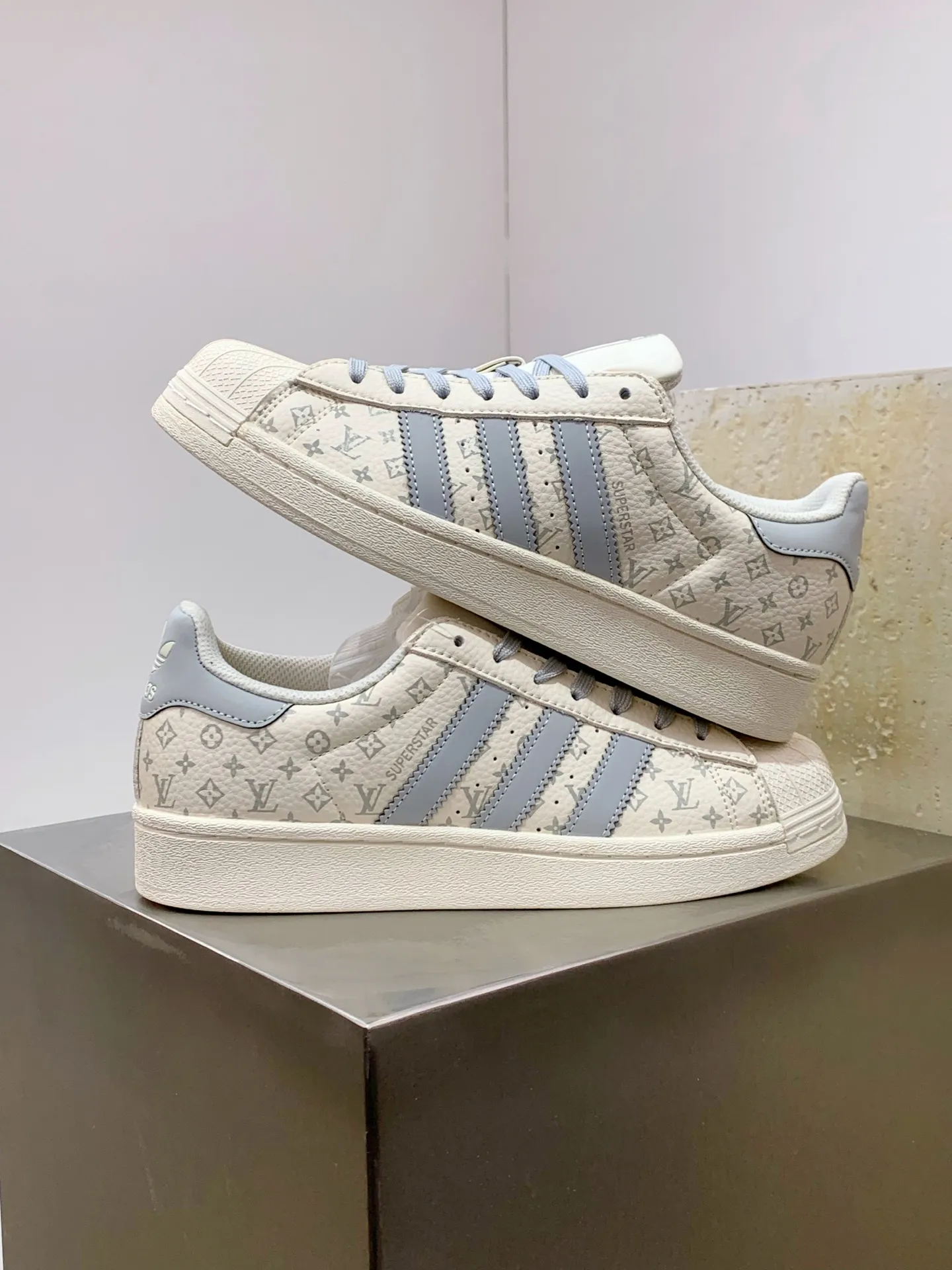 GoAnywhere adidas Gazelle Indoor W Cream Blue Low Top – Replica Adidas Shoes 496