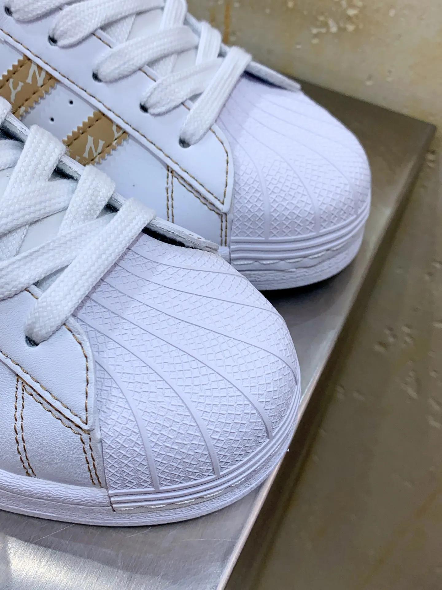 Fashionable adidas Gazelle Indoor W MLB White Gold – Replica Adidas Shoes 511