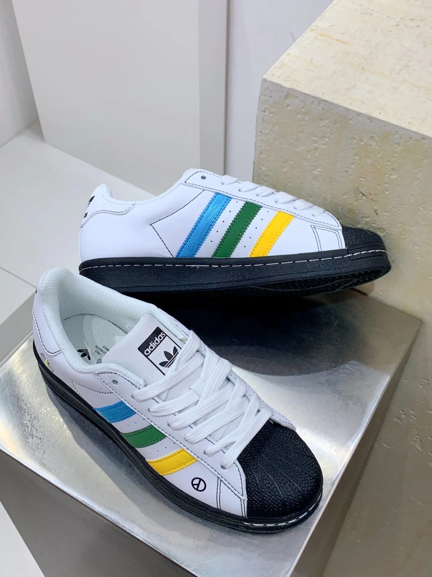 Bold adidas Gazelle Indoor White Multicolor Low – Replica Adidas Shoes 517