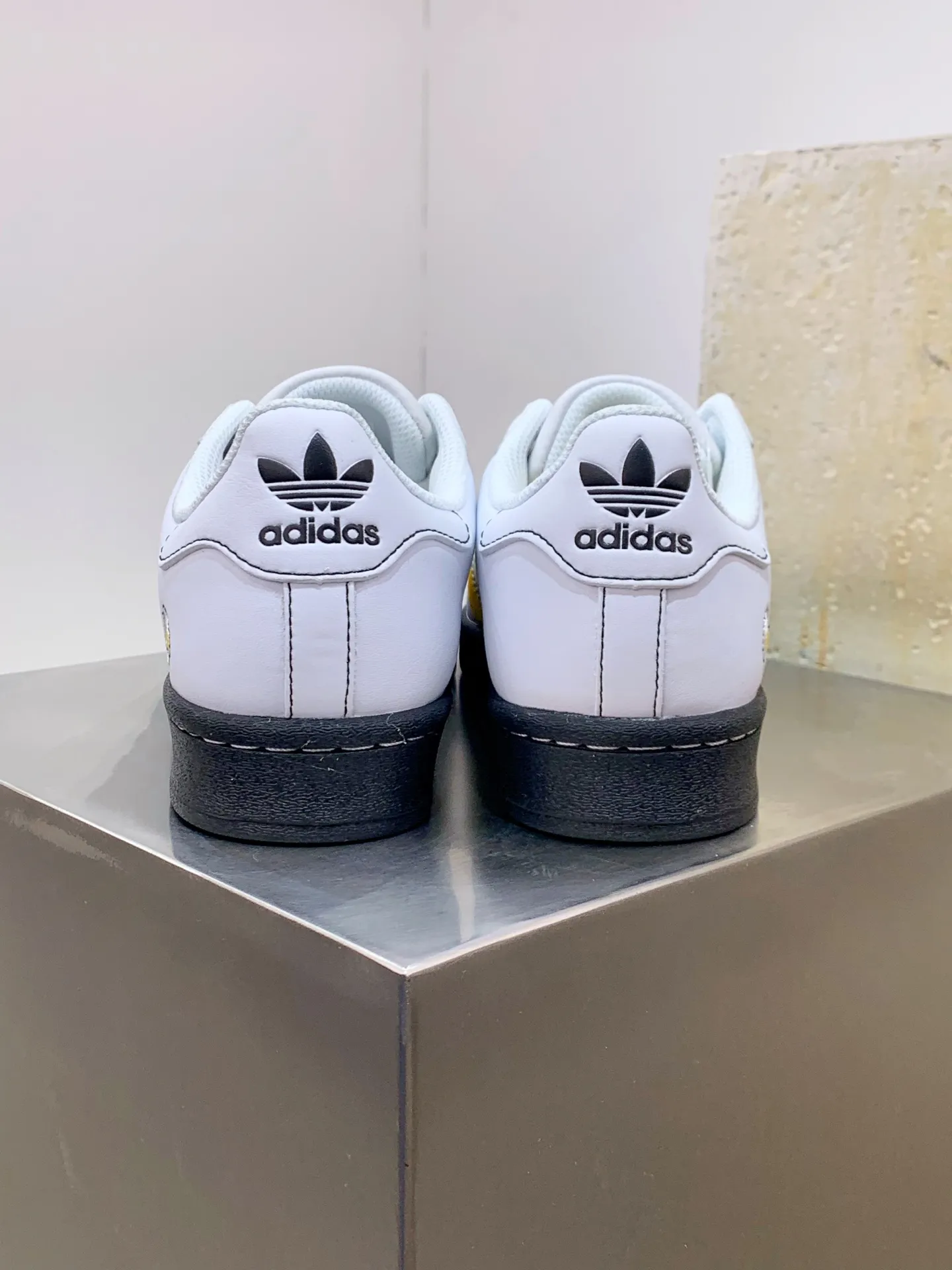 Bold adidas Gazelle Indoor White Multicolor Low – Replica Adidas Shoes 517
