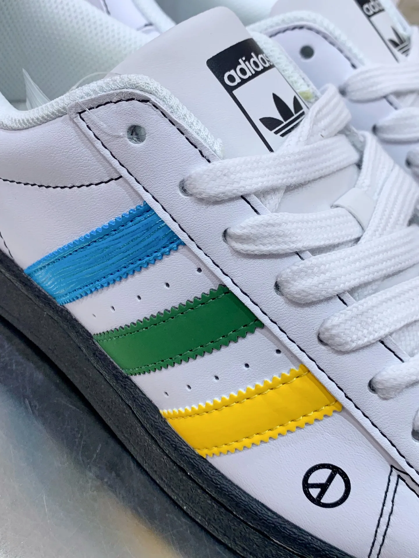 Bold adidas Gazelle Indoor White Multicolor Low – Replica Adidas Shoes 517