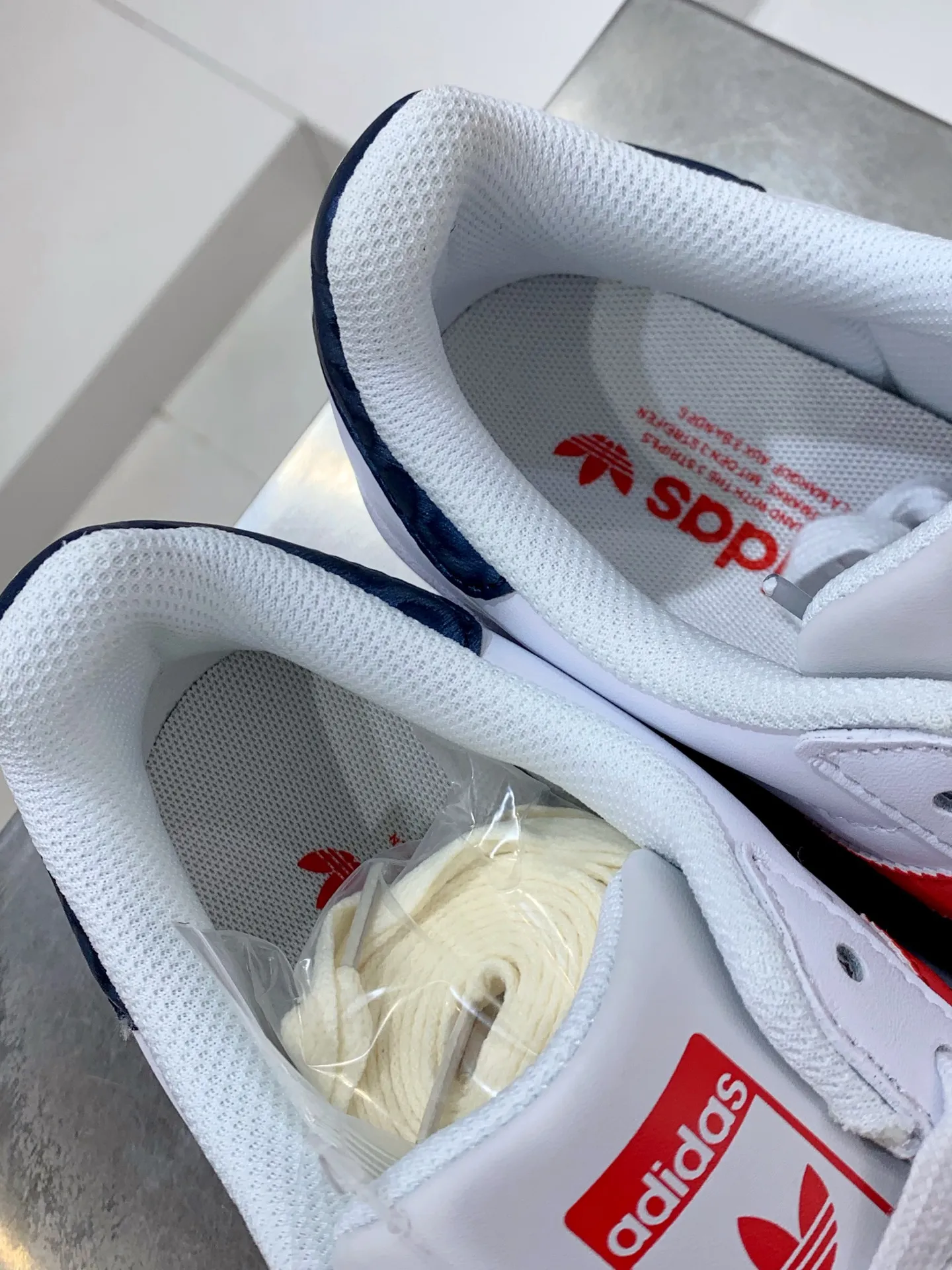 adidas Gazelle Indoor White Red Blue Low –  Replica Shoes SportInspired 515