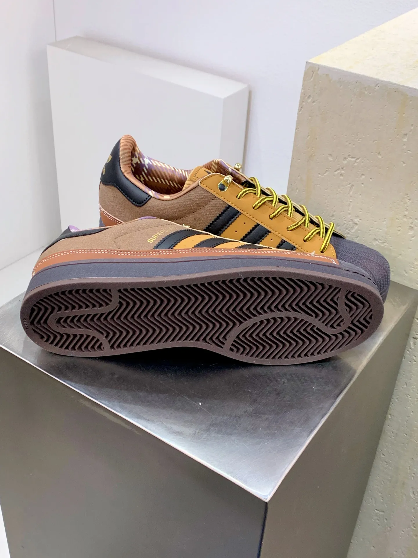 MoistureWicking adidas Originals Superstar 2 Brown  Replica Shoes – Adidas Replica Edition 523