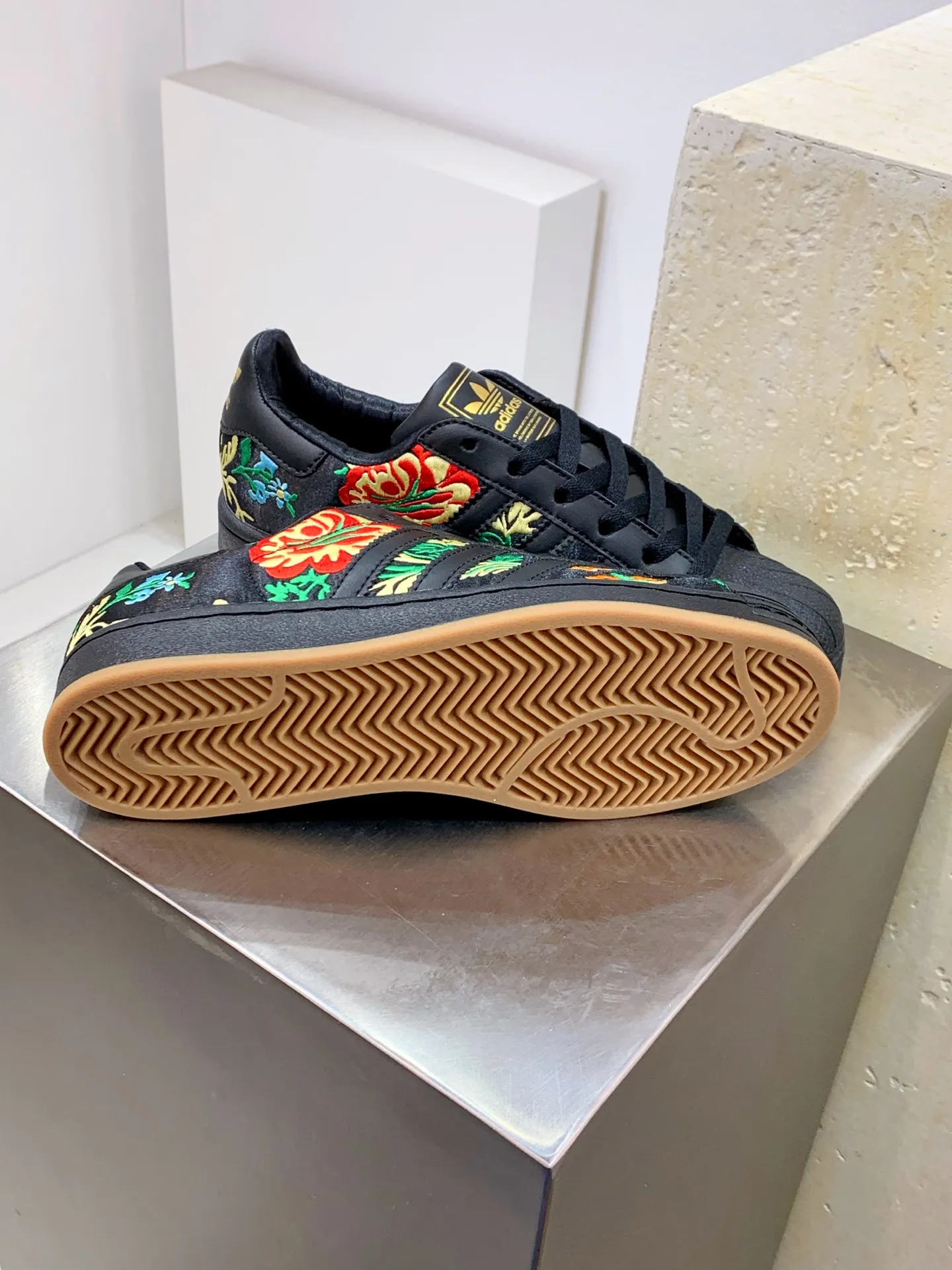 AllSeason adidas Originals Superstar 2 Floral Black Low – Replica Adidas Shoes 540